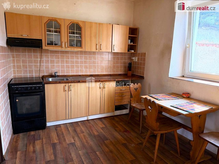 Prodej  rodinného domu 78 m^2 1. máje, Merklín 