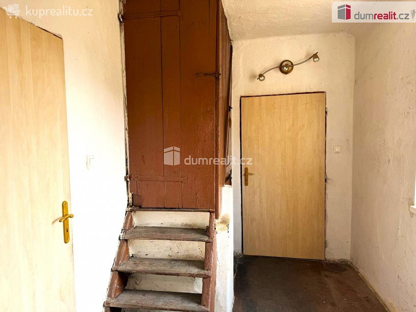 Prodej  rodinného domu 78 m^2 1. máje, Merklín 