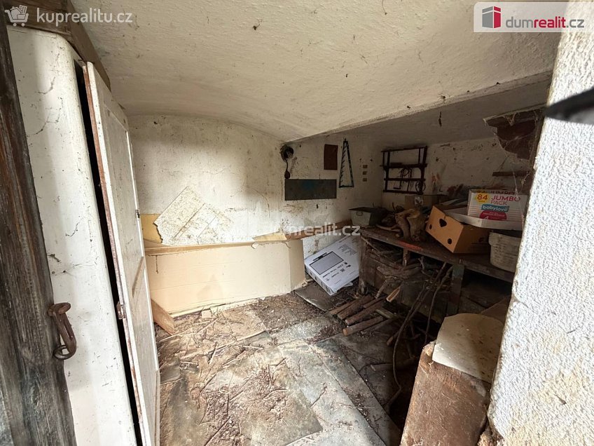 Prodej  rodinného domu 78 m^2 1. máje, Merklín 