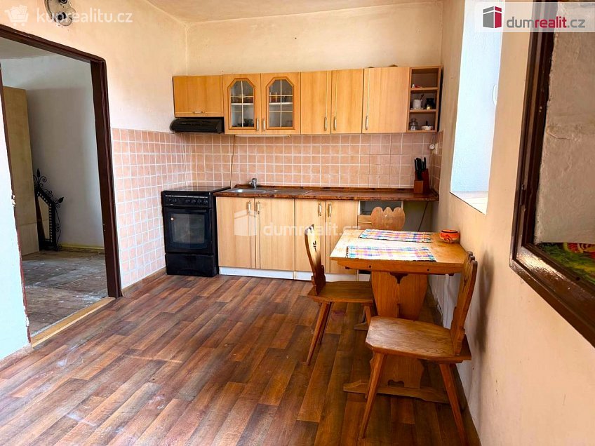 Prodej  rodinného domu 78 m^2 1. máje, Merklín 