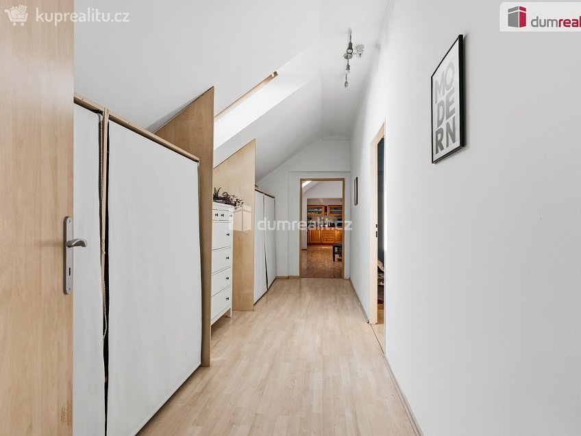 Prodej bytu 4+kk 140 m^2 Na Valtické, Břeclav 