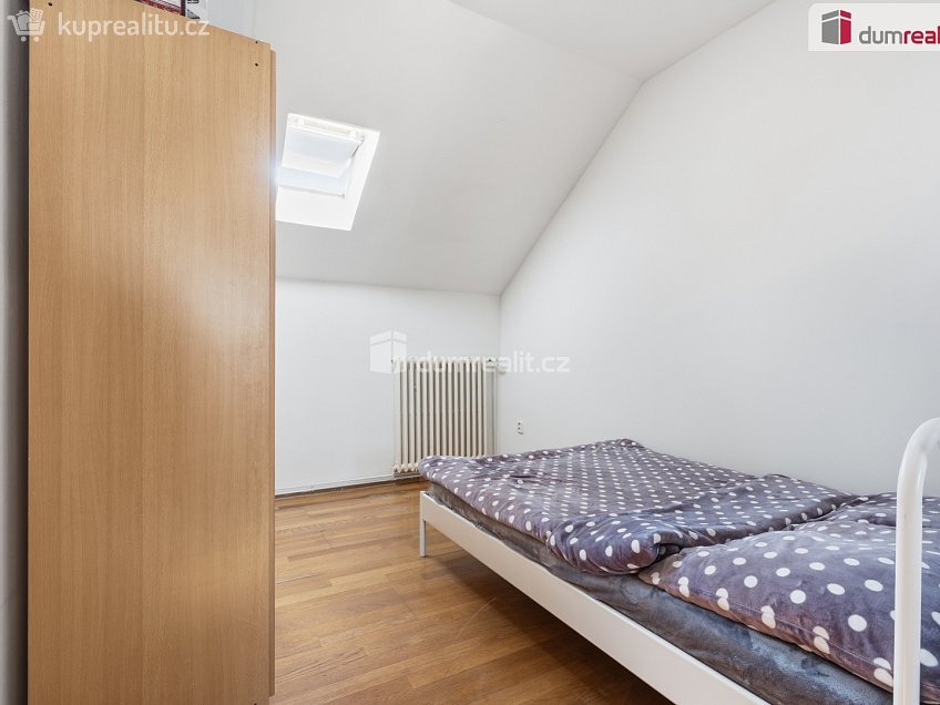 Prodej bytu 4+kk 140 m^2 Na Valtické, Břeclav 