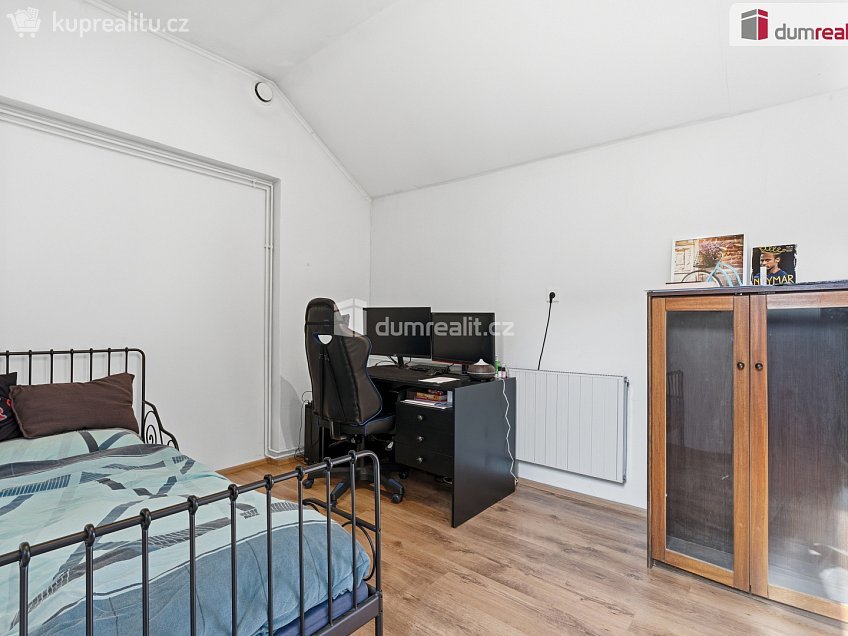 Prodej bytu 4+kk 140 m^2 Na Valtické, Břeclav 