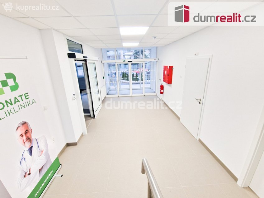 Pronájem  komerční reality 40 m^2 J. A. Komenského, Most 