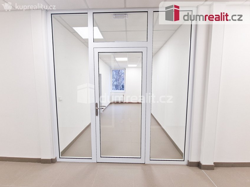 Pronájem  komerční reality 40 m^2 J. A. Komenského, Most 