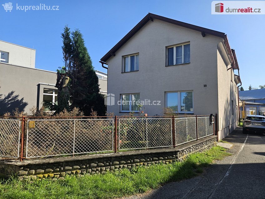 Pronájem bytu - pokoj 13 m^2 Mezi úvozy, Praha 20 