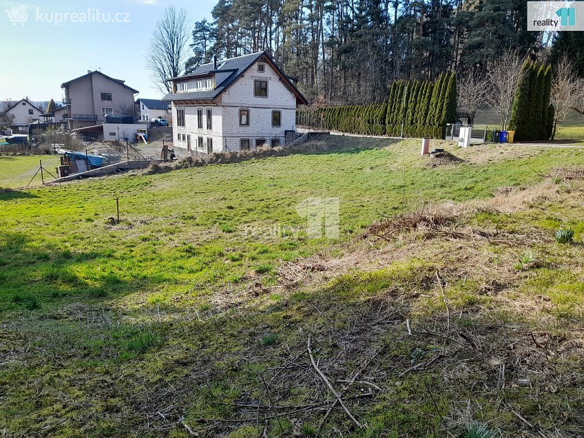 Prodej  stavebního pozemku 1493 m^2 Letná, Červený Kostelec 