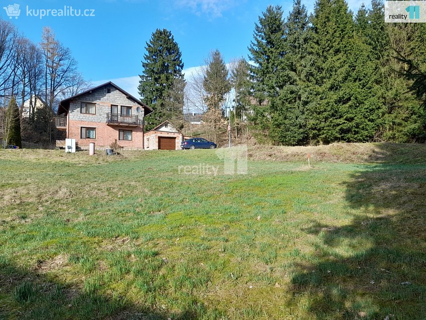 Prodej  stavebního pozemku 1493 m^2 Letná, Červený Kostelec 