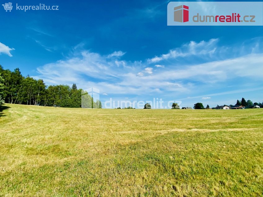 Prodej  stavebního pozemku 1217 m^2 Tři Sekery, Tři Sekery 
