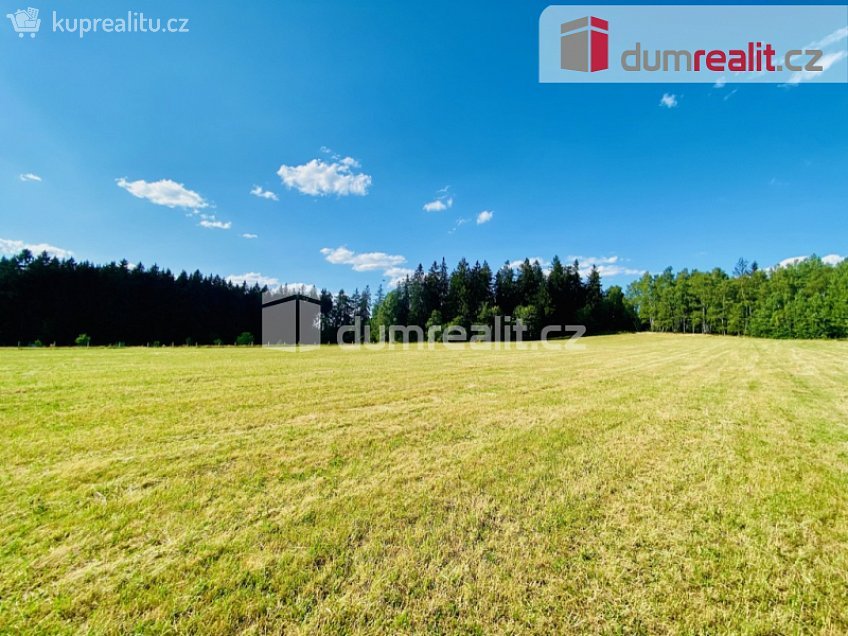 Prodej  stavebního pozemku 1460 m^2 Tři Sekery, Tři Sekery 