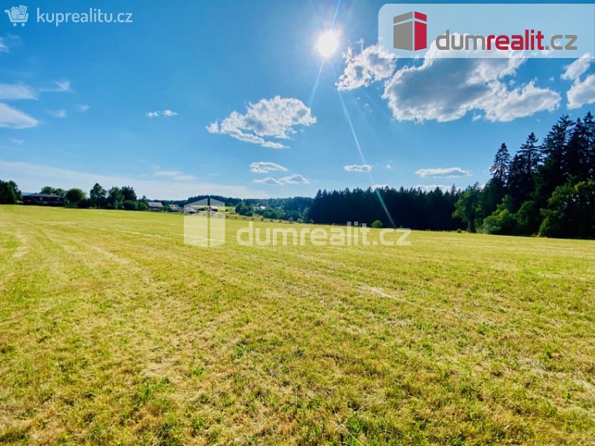 Prodej  stavebního pozemku 1430 m^2 Tři Sekery, Tři Sekery 