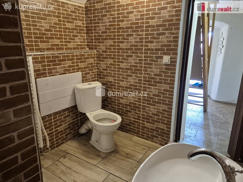 Prodej  rodinného domu 160 m^2 Olešnice, Olešnice 