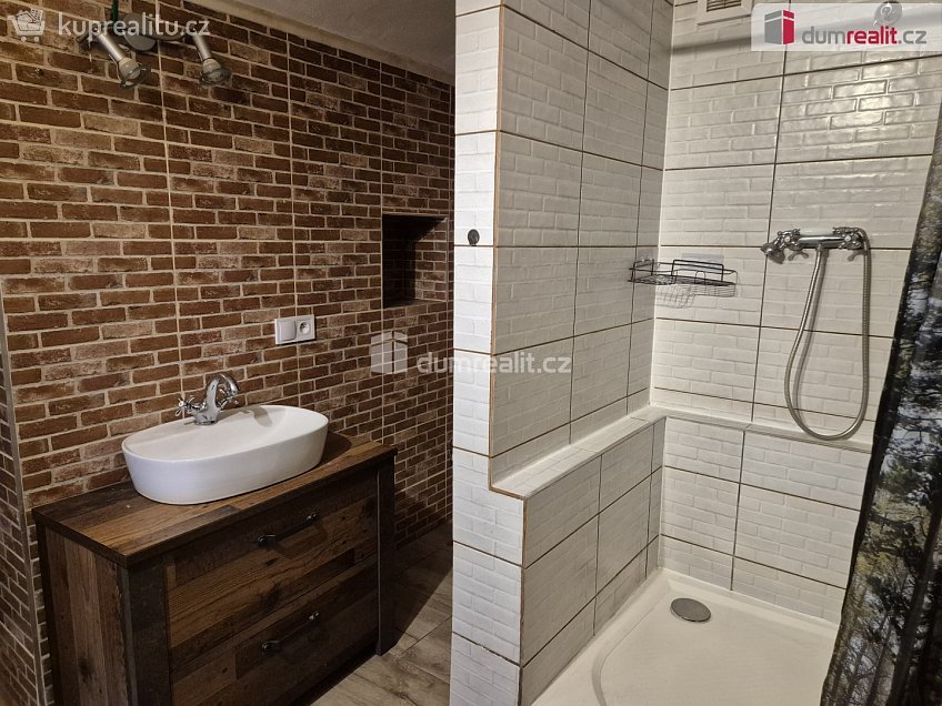 Prodej  rodinného domu 160 m^2 Olešnice, Olešnice 