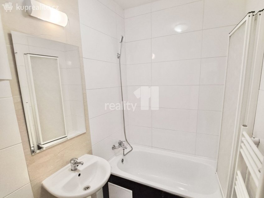 Prodej bytu 2+kk 75 m^2 Českobrodská, Praha 9 