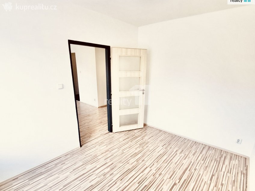 Prodej bytu 2+kk 75 m^2 Českobrodská, Praha 9 