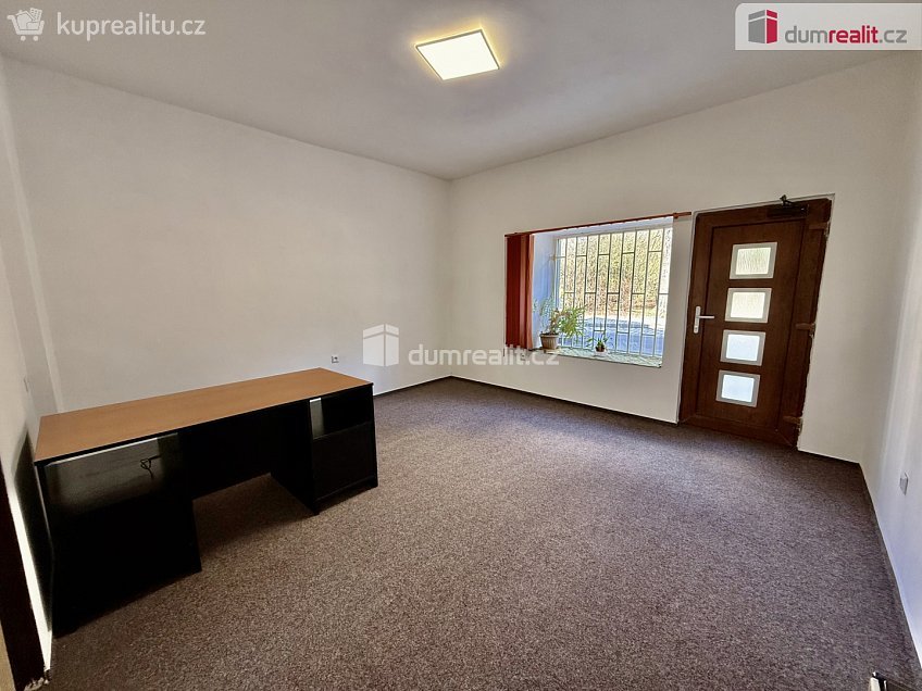 Pronájem  obchodních prostor 36 m^2 Litoměřická, Děčín 