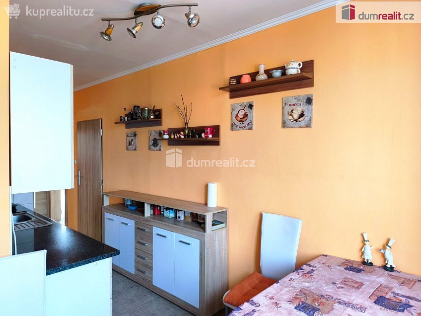 Prodej bytu 3+1 84 m^2 Alšova, Sokolov 