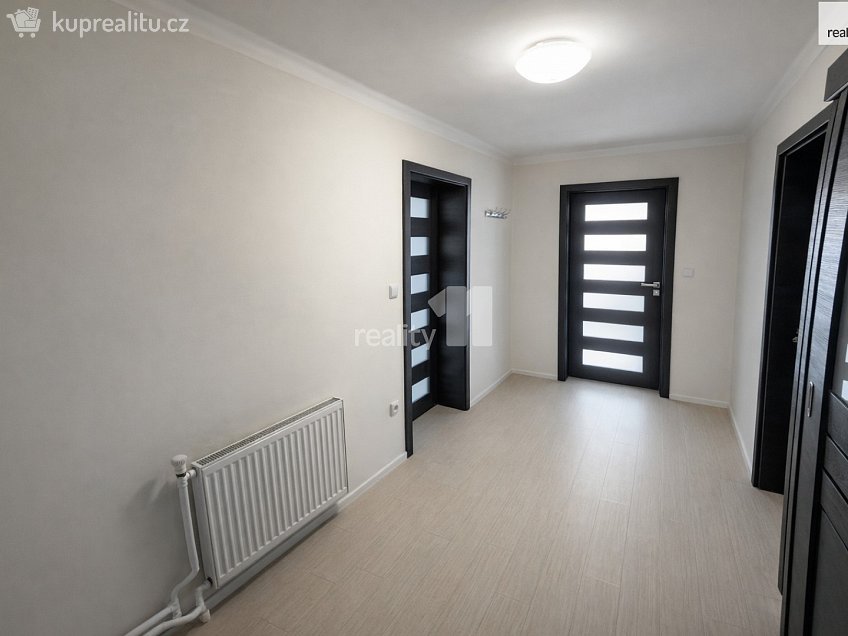 Prodej  rodinného domu 271 m^2 Suchdol, Suchdol 