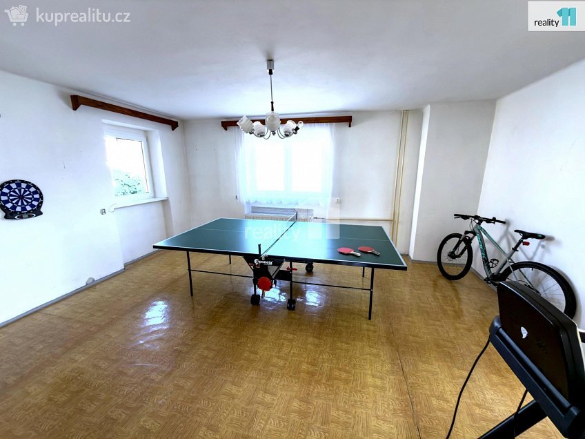 Prodej  rodinného domu 271 m^2 Suchdol, Suchdol 