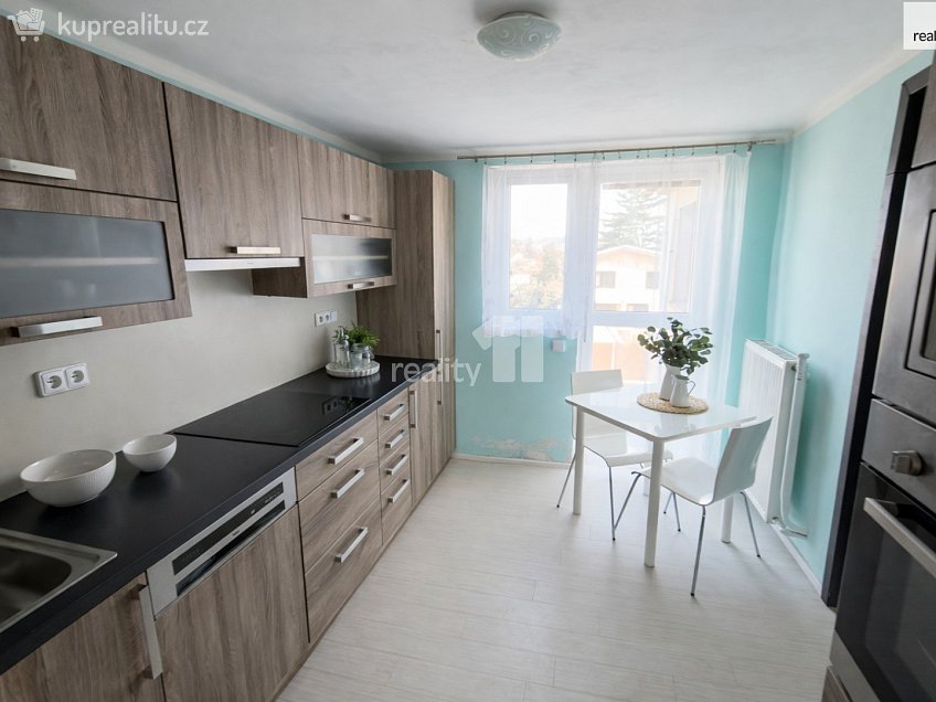 Prodej  rodinného domu 271 m^2 Suchdol, Suchdol 