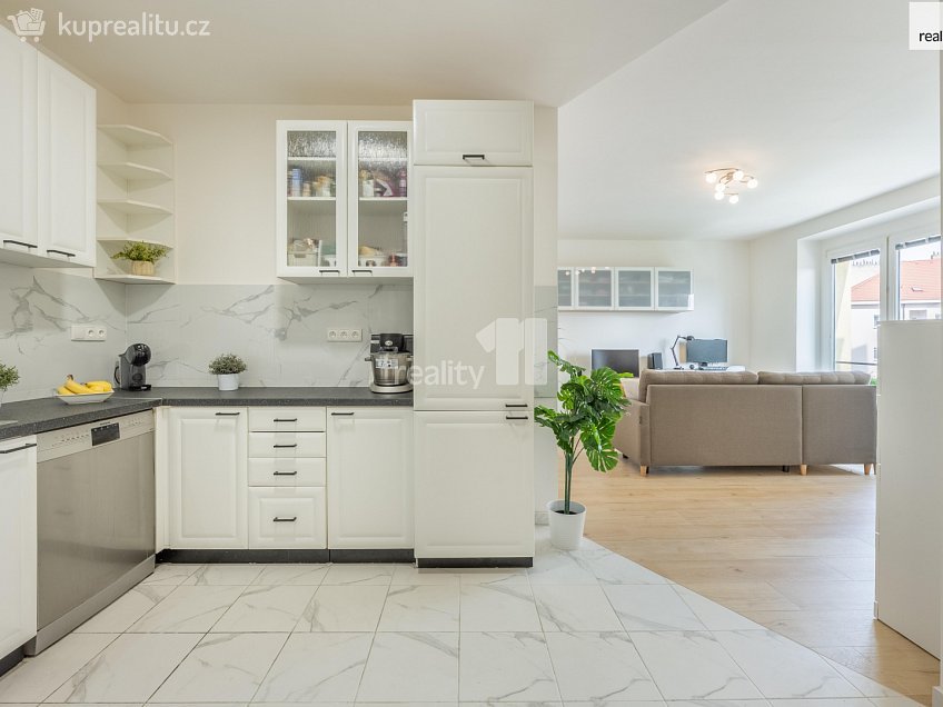 Prodej bytu 2+kk 51 m^2 Sedlčanská, Praha 4 