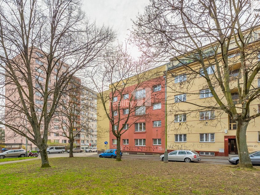 Prodej bytu 2+kk 51 m^2 Sedlčanská, Praha 4 