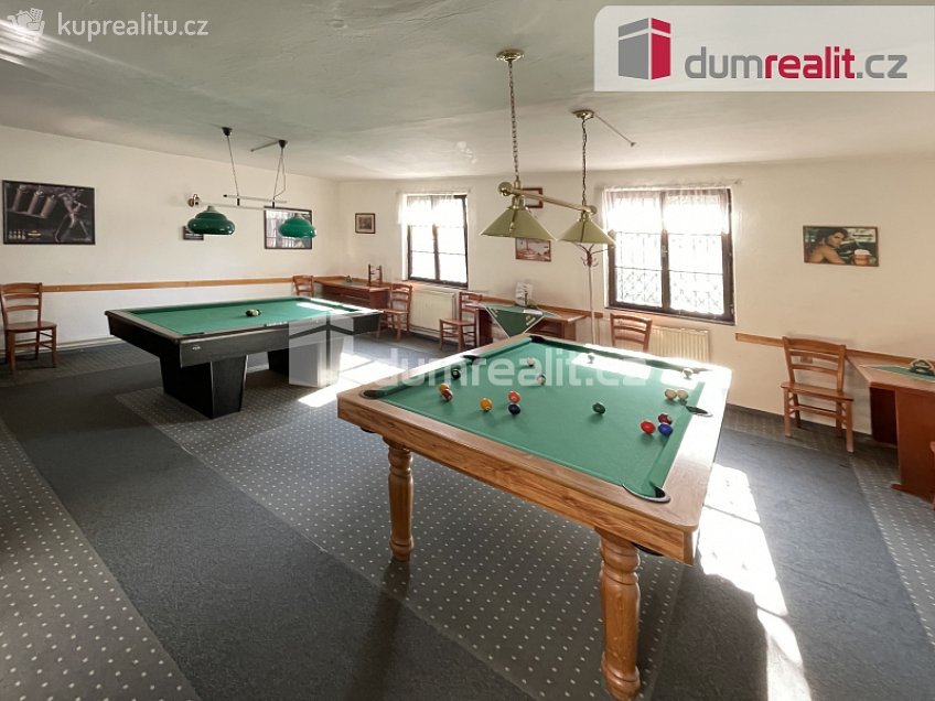 Pronájem  komerční reality 281 m^2 Ostrožná, Opava 