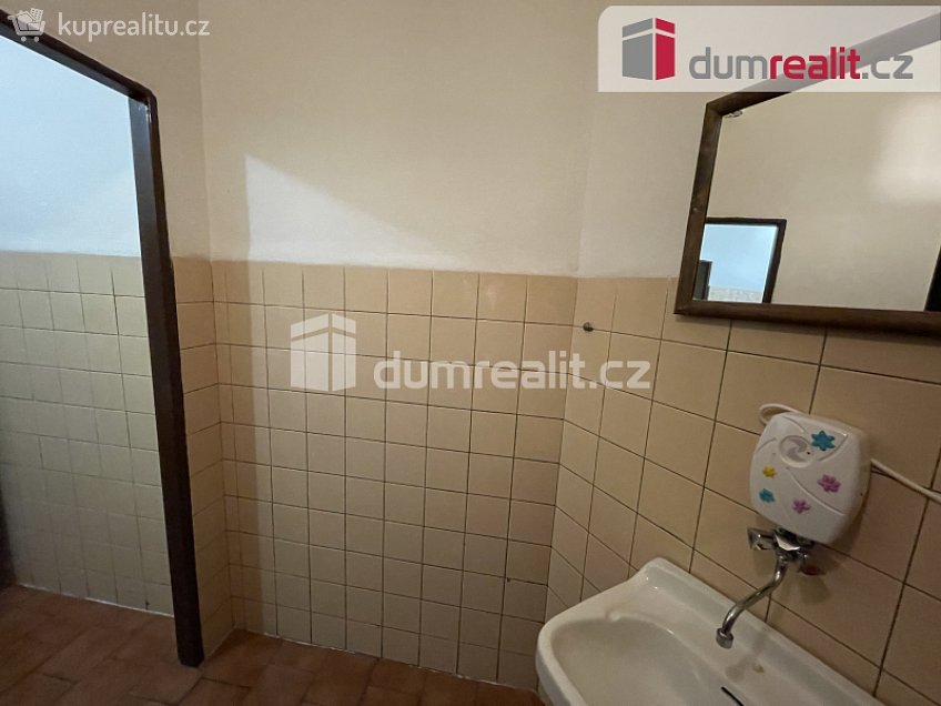 Pronájem  komerční reality 281 m^2 Ostrožná, Opava 