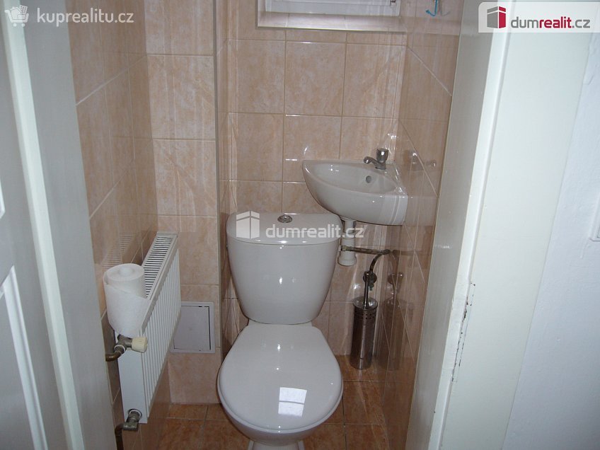 Pronájem bytu 3+1 98 m^2 Revoluční nám., Děčín 