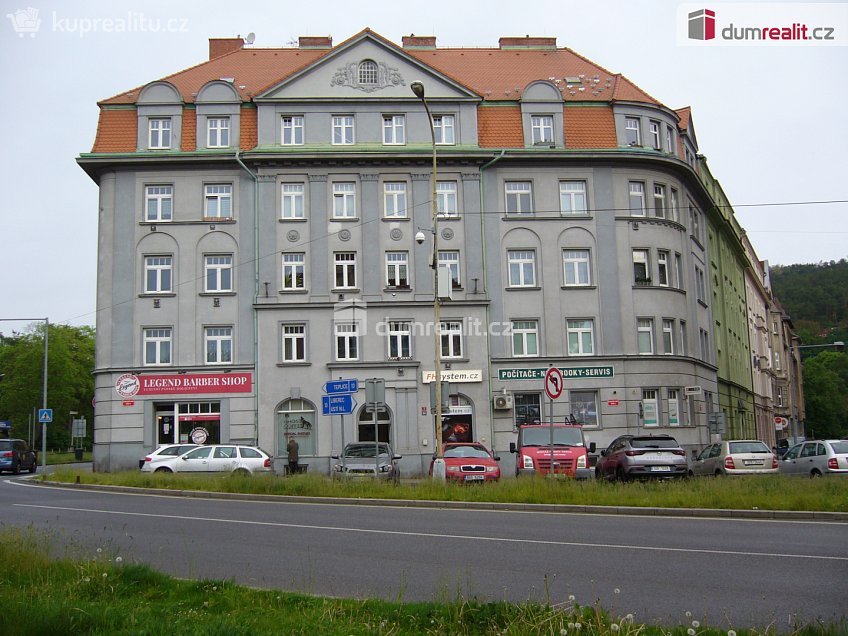 Pronájem bytu 3+1 98 m^2 Revoluční nám., Děčín 