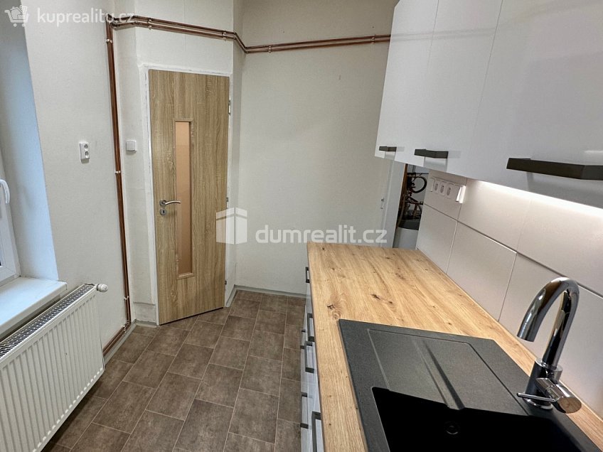 Pronájem bytu 1+1 36 m^2 Lipová, Děčín 