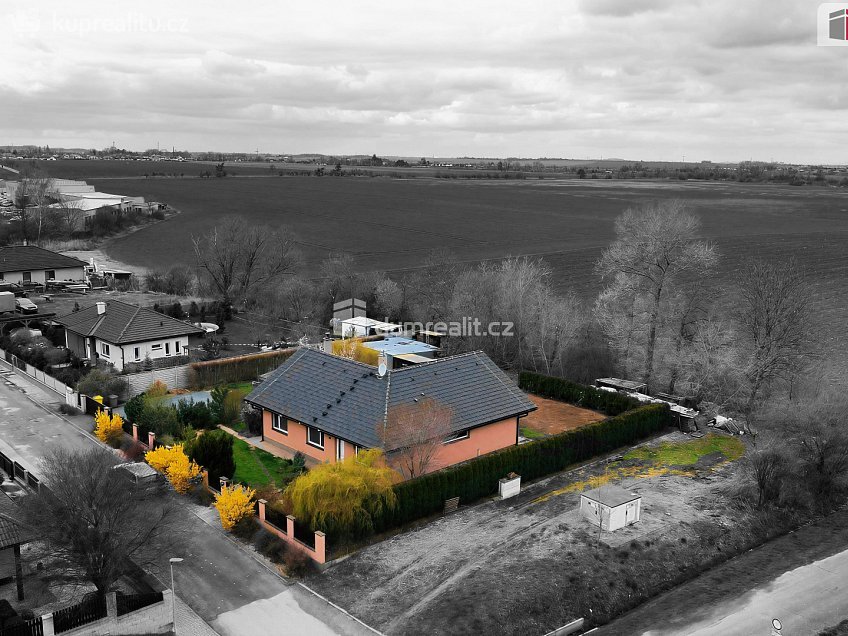 Prodej  rodinného domu 106 m^2 Rostoklaty, Rostoklaty 