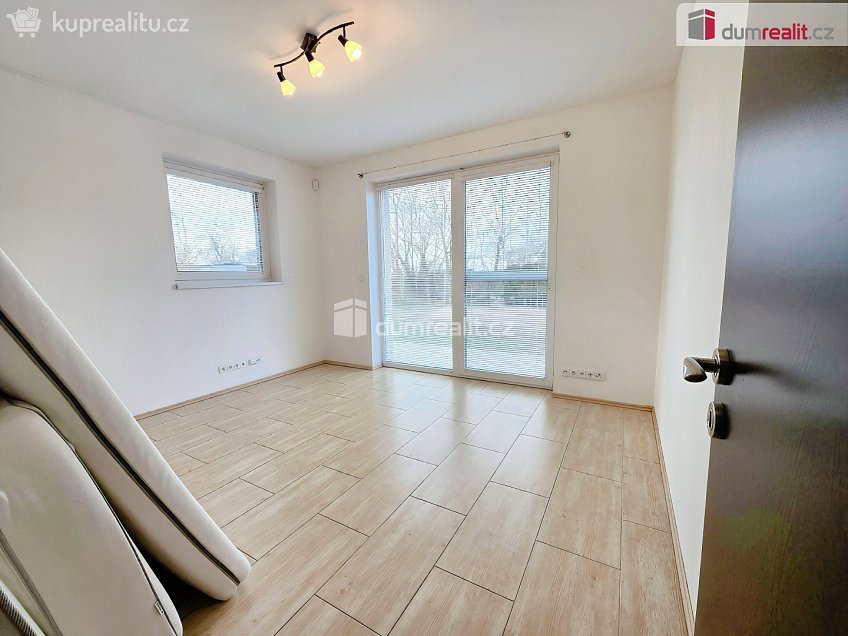 Prodej  rodinného domu 106 m^2 Rostoklaty, Rostoklaty 