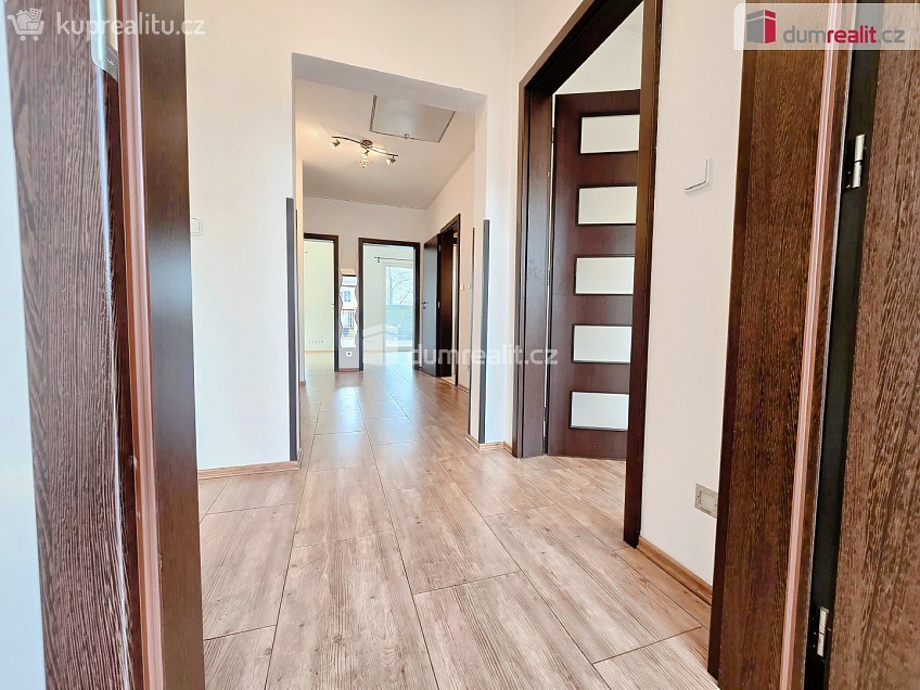 Prodej  rodinného domu 106 m^2 Rostoklaty, Rostoklaty 