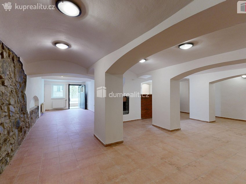 Pronájem  komerční reality 120 m^2 Pekařská, Opava 