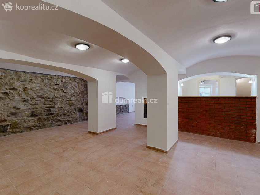 Pronájem  komerční reality 120 m^2 Pekařská, Opava 