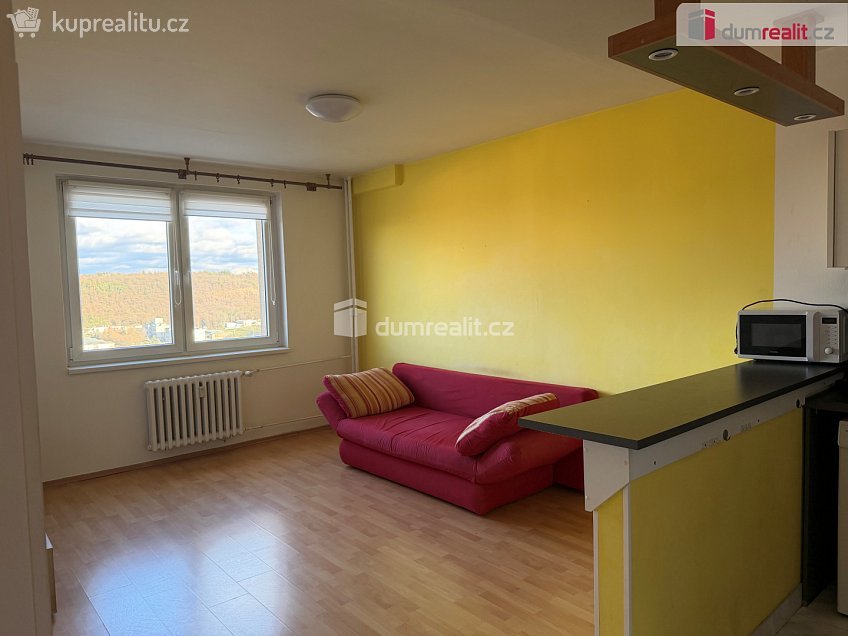 Pronájem bytu 2+kk 39 m^2 Štúrova, Praha 4 