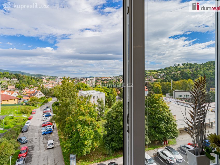 Pronájem bytu 3+1 78 m^2 Sídliště Plešivec, Český Krumlov 