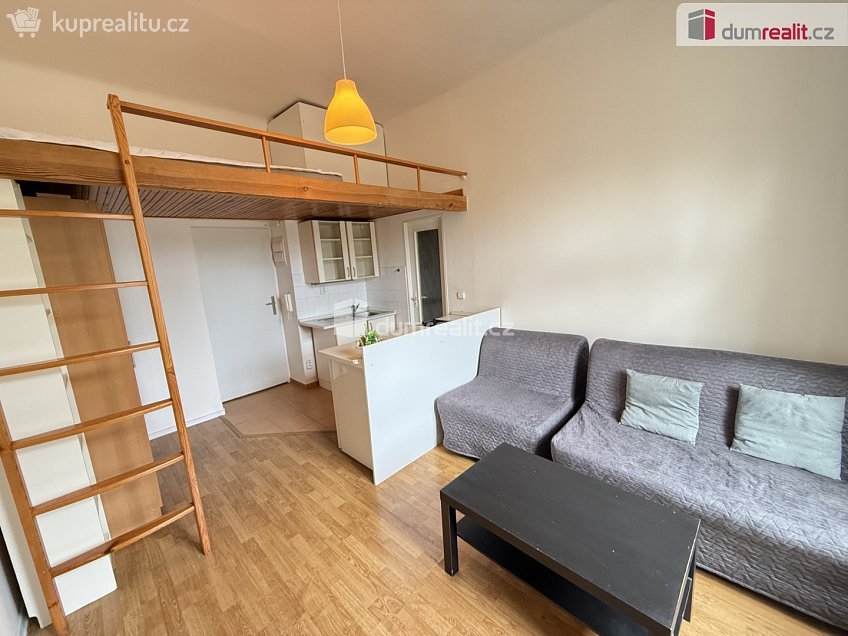 Pronájem bytu 1+kk 25 m^2 Kmochova, Praha 5 