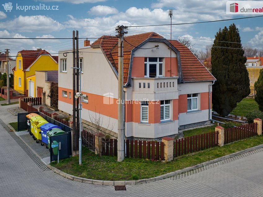 Prodej  rodinného domu 150 m^2 Střední, Libiš 