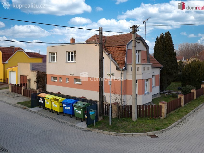 Prodej  rodinného domu 150 m^2 Střední, Libiš 