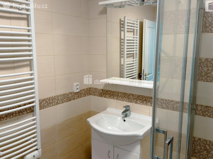 Pronájem bytu 2+kk 68 m^2 Ke Hřbitovu, Kolín 