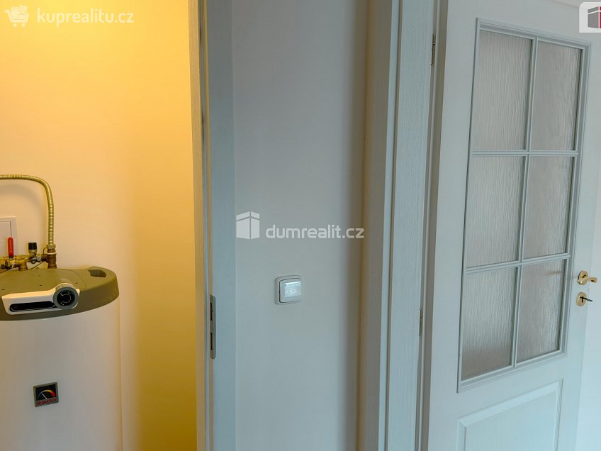 Pronájem bytu 2+kk 68 m^2 Ke Hřbitovu, Kolín 