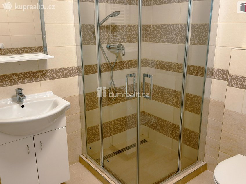 Pronájem bytu 2+kk 68 m^2 Ke Hřbitovu, Kolín 