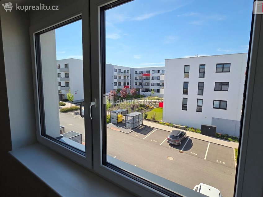 Prodej bytu 3+kk 72 m^2 Ovesná, Hořovice 