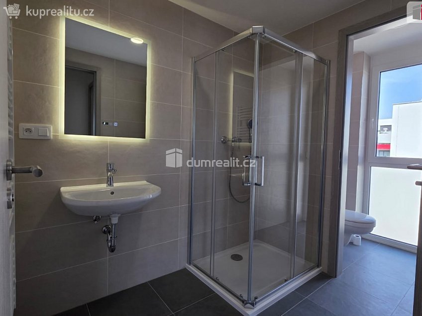 Prodej bytu 3+kk 72 m^2 Ovesná, Hořovice 