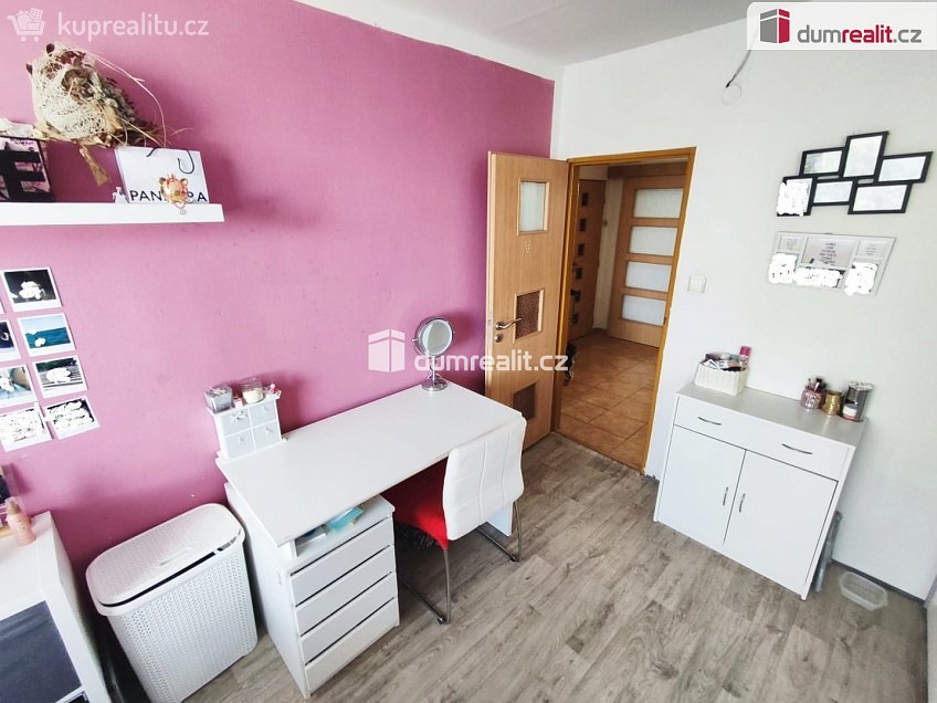 Prodej bytu 3+1 73 m^2 Na Vysoké mezi, Lysá nad Labem 