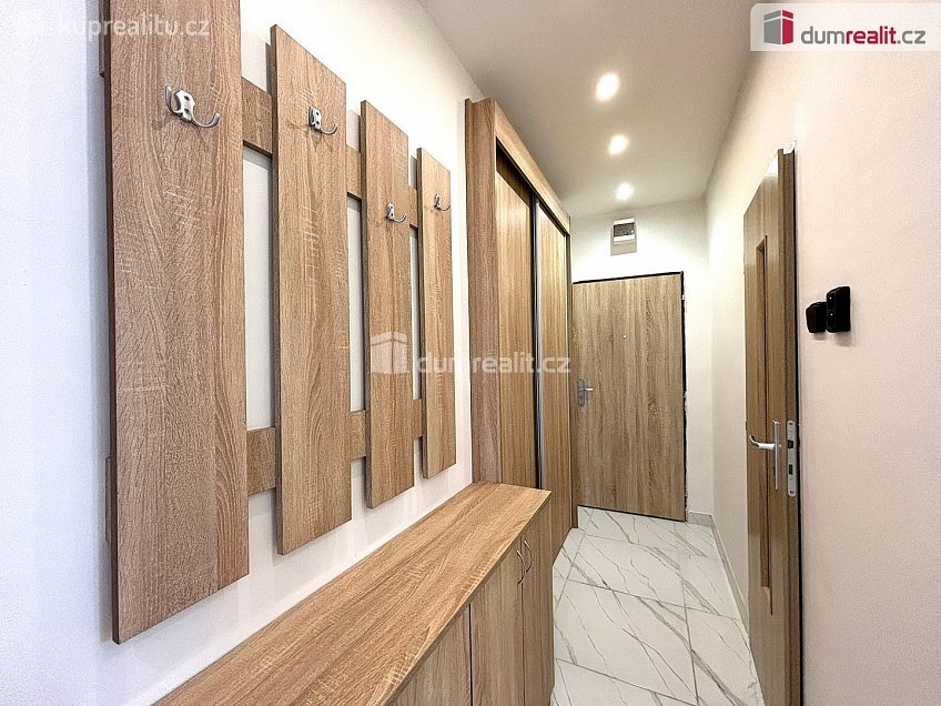 Prodej bytu 2+1 53 m^2 Sokolovská, Sokolov 