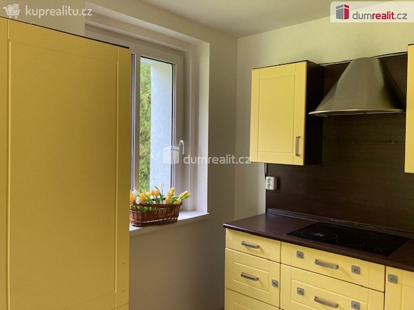 Prodej  vily 960 m^2 U ozdravovny, Senohraby 