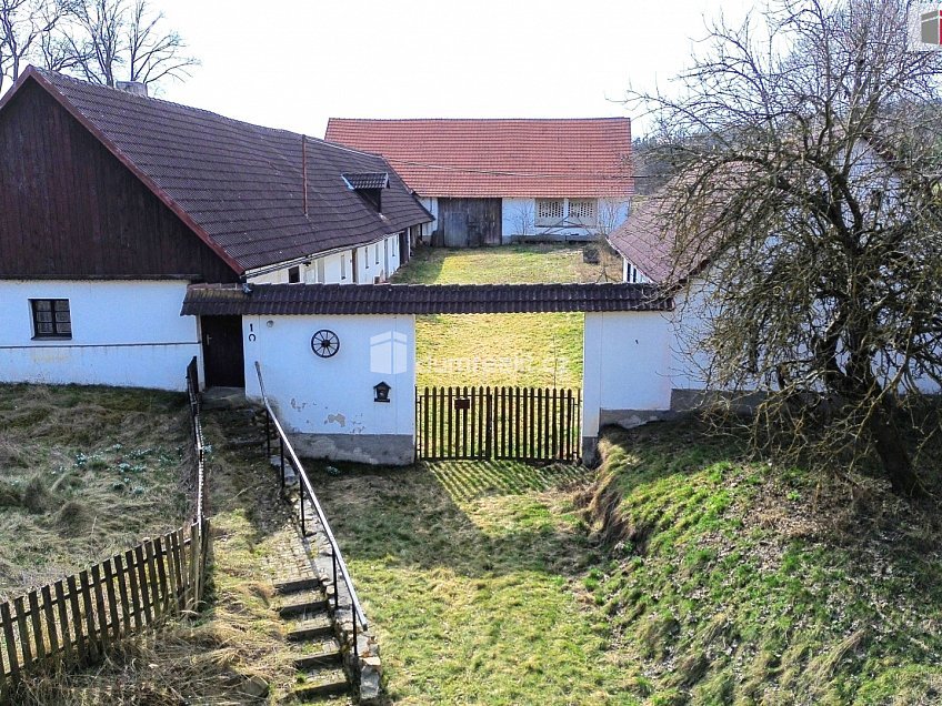 Prodej  usedlosti 60 m^2 Zvěstov, Zvěstov 